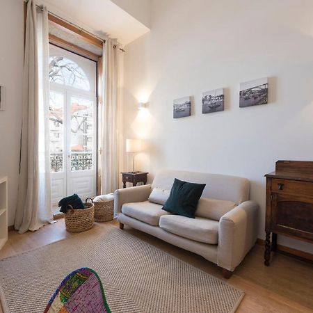 Lovelystay - The Porto Getaway Duplex - Free Parking Extérieur photo