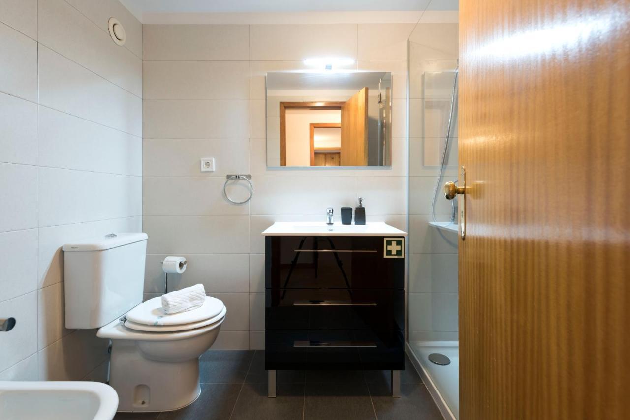 Lovelystay - The Porto Getaway Duplex - Free Parking Extérieur photo