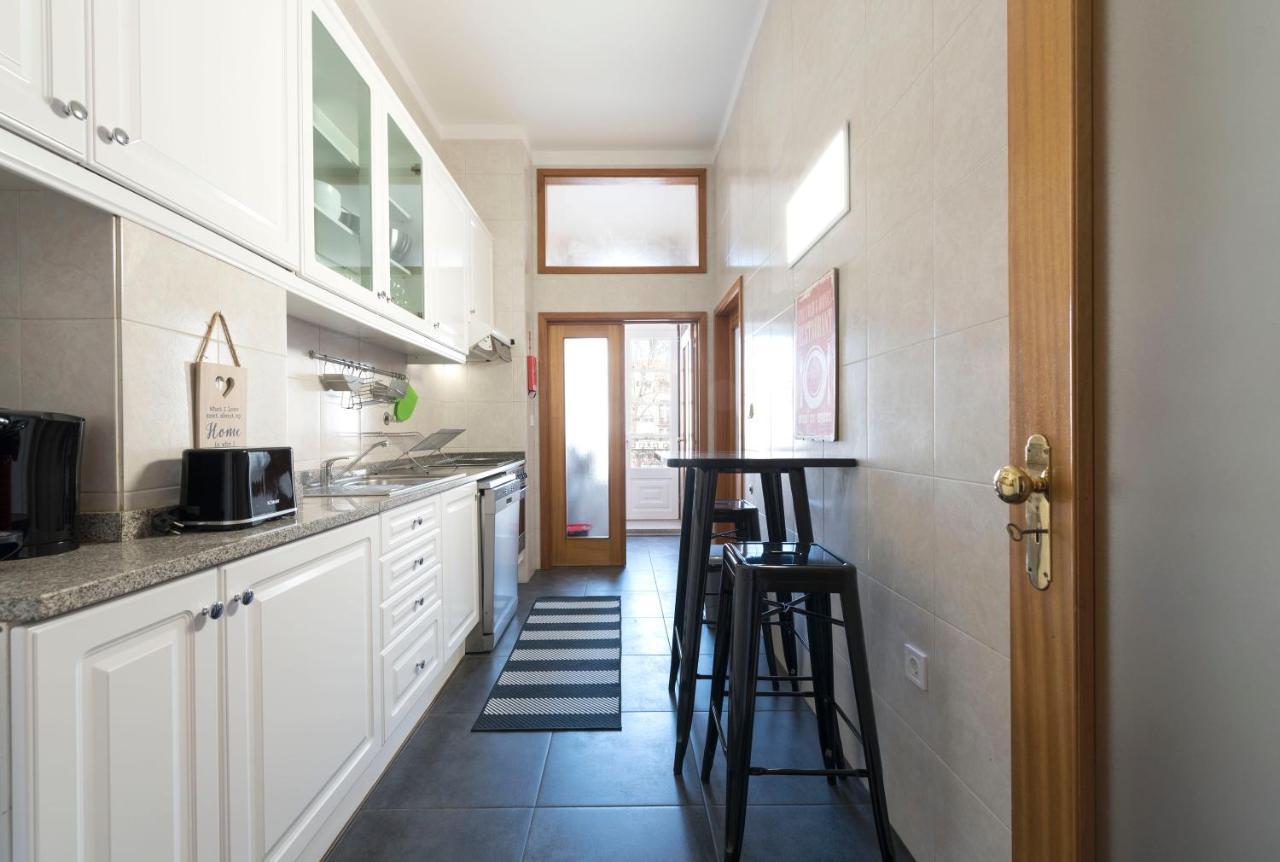 Lovelystay - The Porto Getaway Duplex - Free Parking Extérieur photo