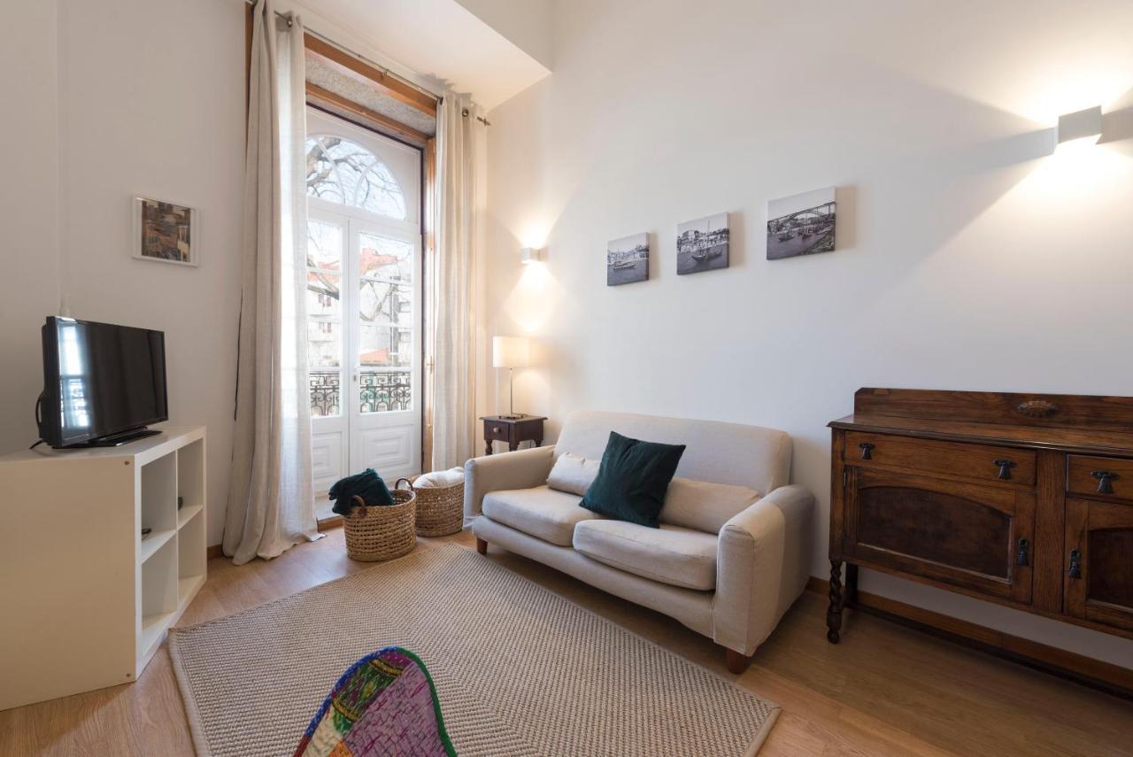 Lovelystay - The Porto Getaway Duplex - Free Parking Extérieur photo