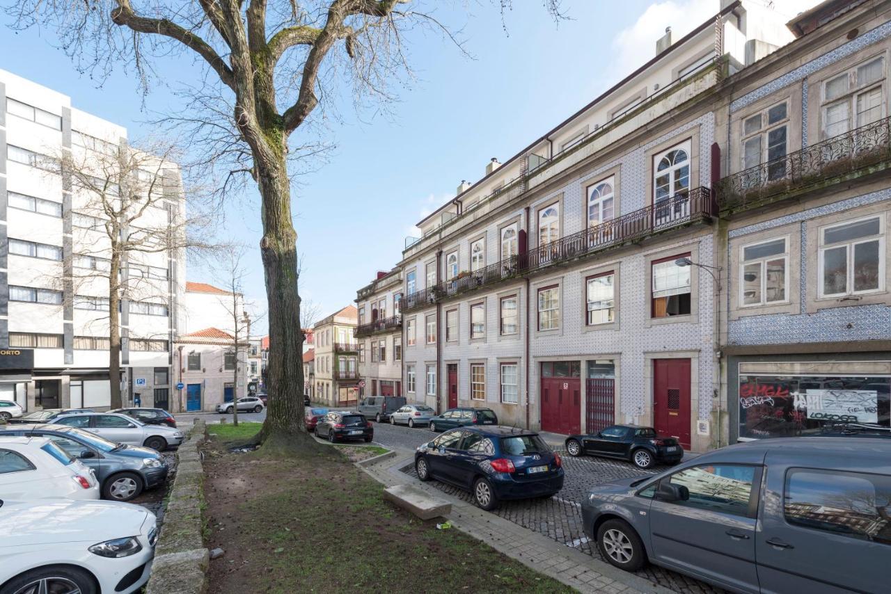 Lovelystay - The Porto Getaway Duplex - Free Parking Extérieur photo