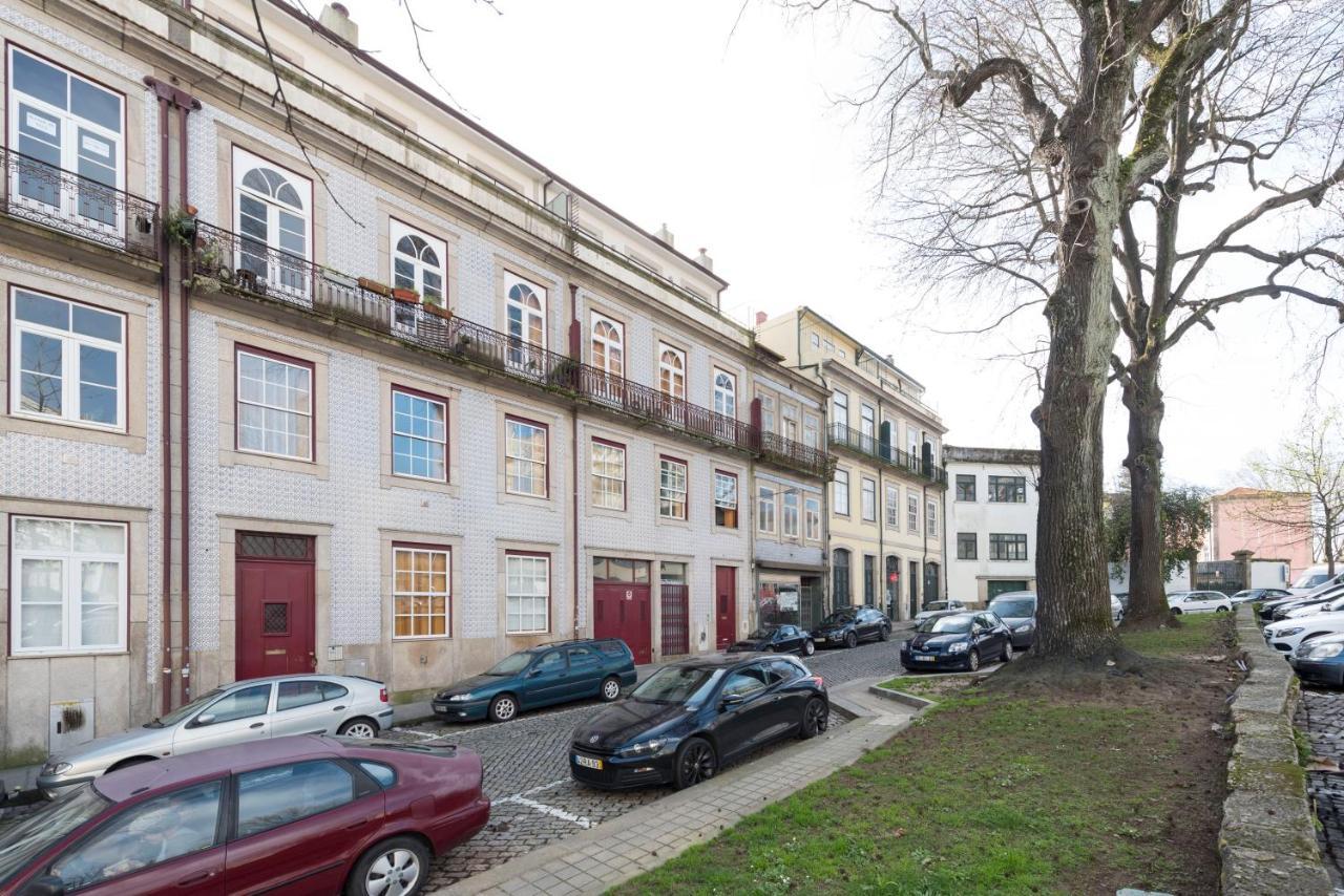 Lovelystay - The Porto Getaway Duplex - Free Parking Extérieur photo